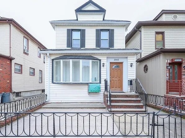 2065 80th St, Brooklyn, NY 11214