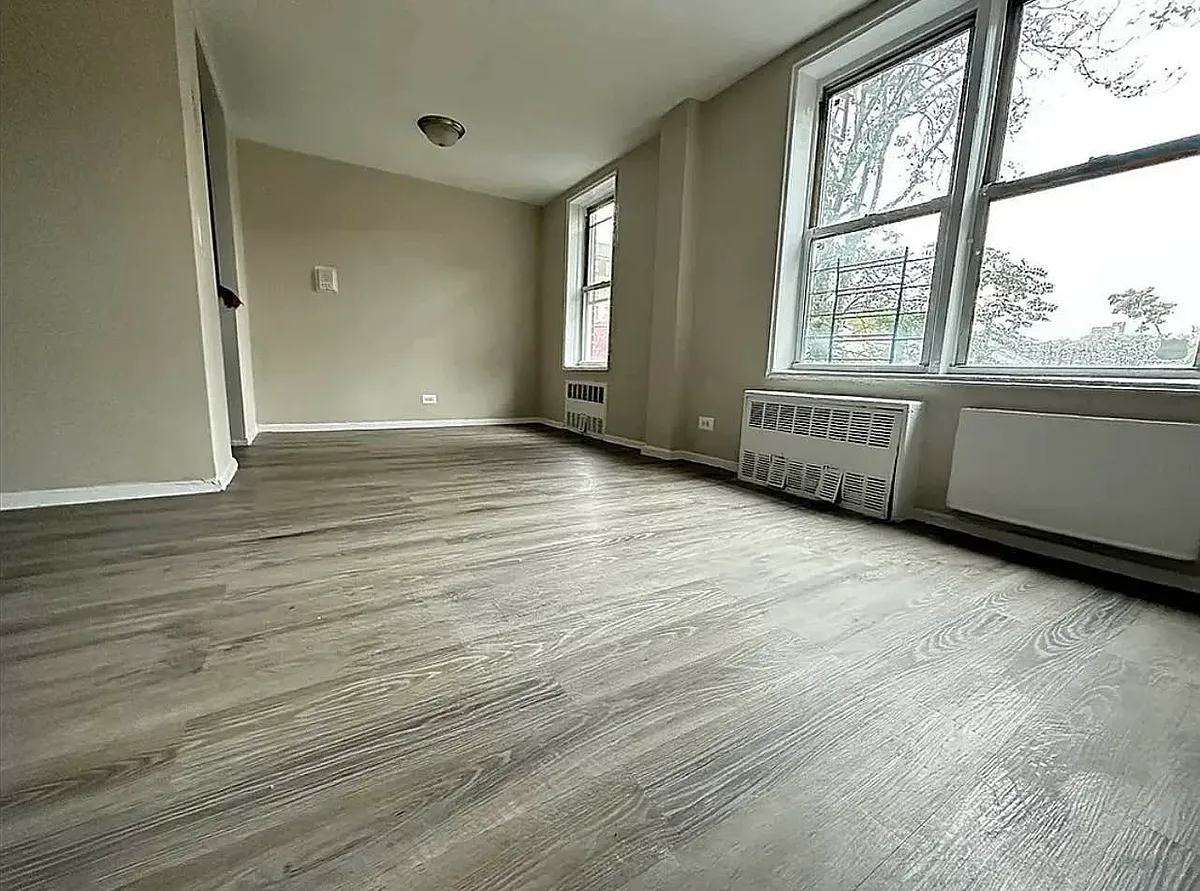 Building Photo - 2181 Starling Ave #2C