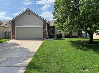 2454 N Rutgers Ct, Wichita, KS 67205