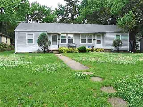 1st image of 2809 SE Kentucky Ave