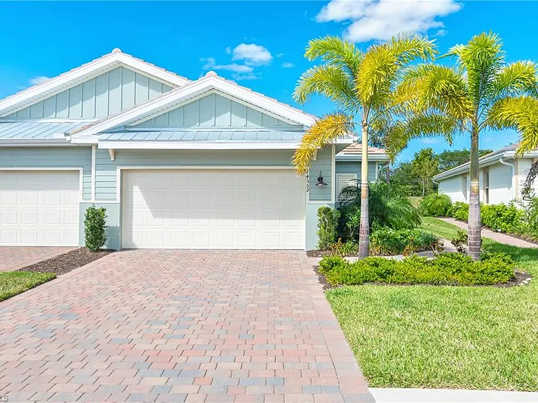14559 Edgewater Cir — Photo 3