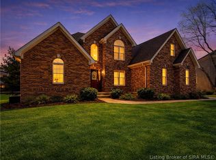 3048 Wolf Den Court, New Albany, IN 47150