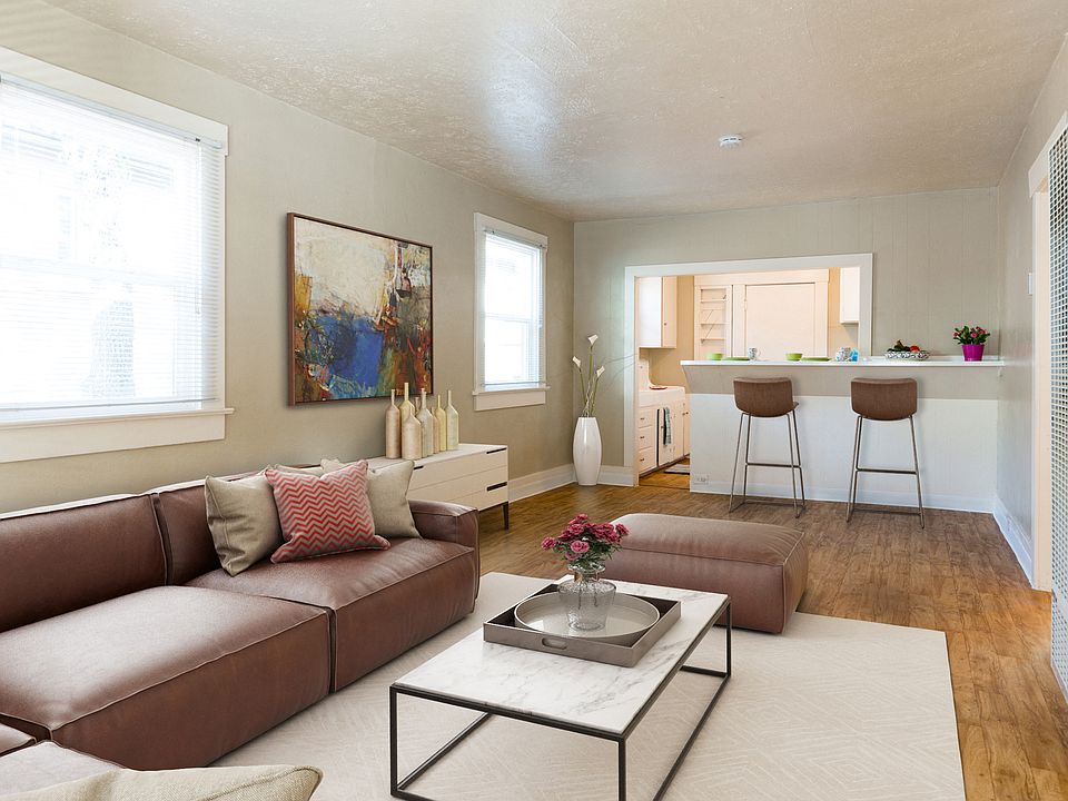 Living Space *Floorplans vary by home