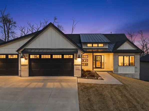 18128 Gretchen Ave, Elkhorn, NE 68022