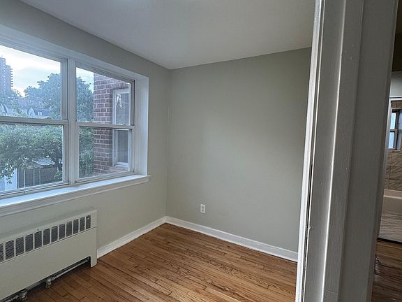 4th image of 67 Lincoln Ave #D2