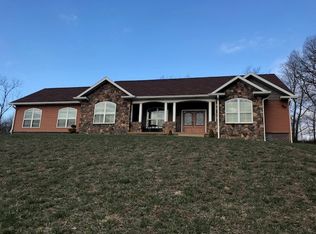71 Camelot Ln, Springville, IN 47462