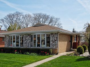 737 N Lincoln Ave, Park Ridge, IL 60068