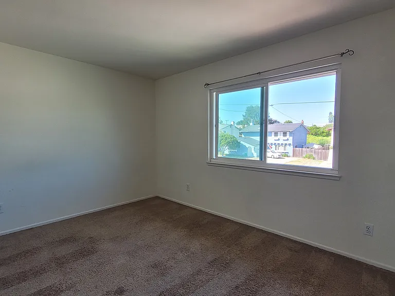 6719 Fisk Ave — Photo 11