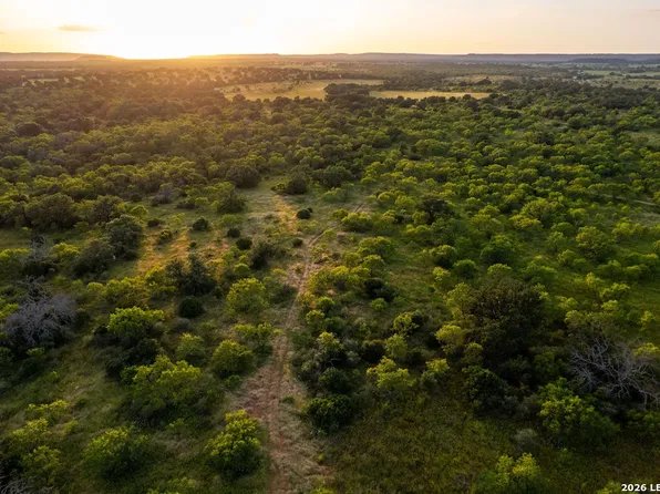 200 Broke O, Llano, TX 76885