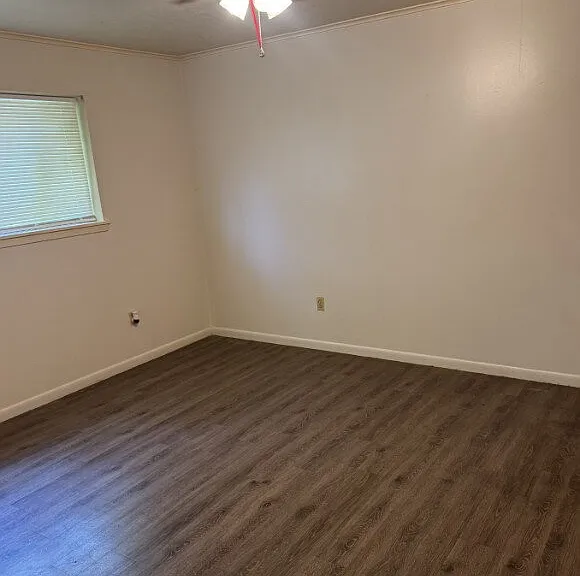 801 Calvin St #H — Photo 6