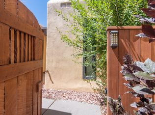 2943 Plaza Blanca, Santa Fe, NM 87507