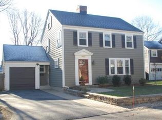 44 Birch St, Marblehead, MA 01945