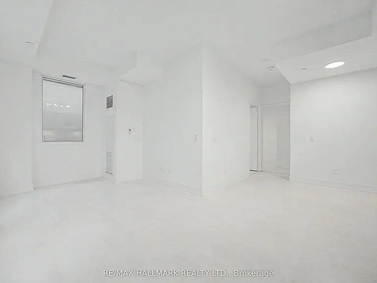 308 Jarvis St #210 — Photo 12