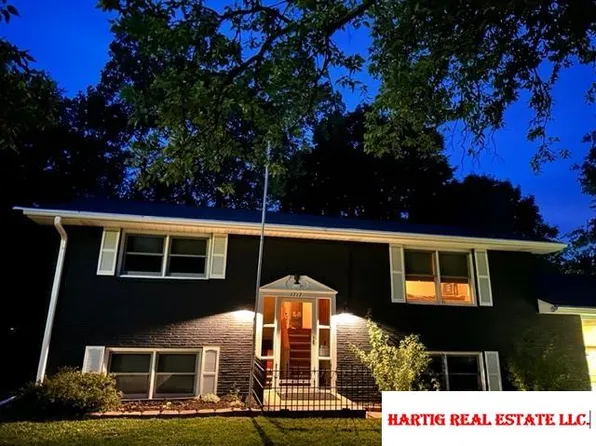 1717 S 5th St, Beatrice, NE 68310