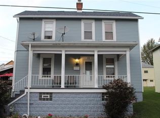 420 Spruce St, Mount Pleasant, PA 15666