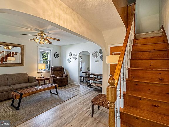 3rd image of 312 Hammond St