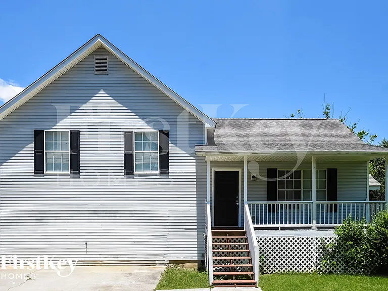 21 Rubie Ln SW — Photo 1
