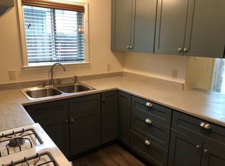 30 3rd St, Windsor, CA 95492