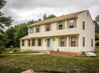 8 Deerslayer Ln, Westborough, MA 01581