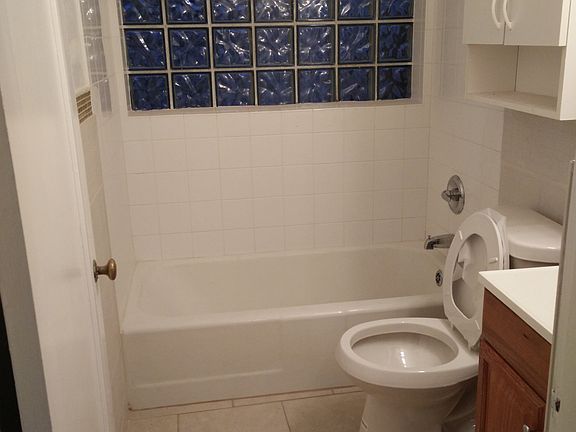 4th image of 8750 Marvista Dr