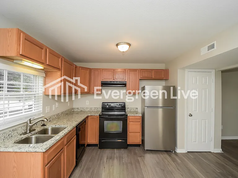 11603 Hornickel Cir — Photo 5