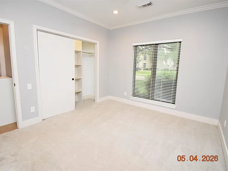 421 Creekside Dr — Photo 25