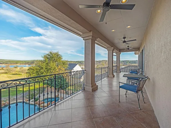 303 Yaupon Dr, Spicewood, TX 78669