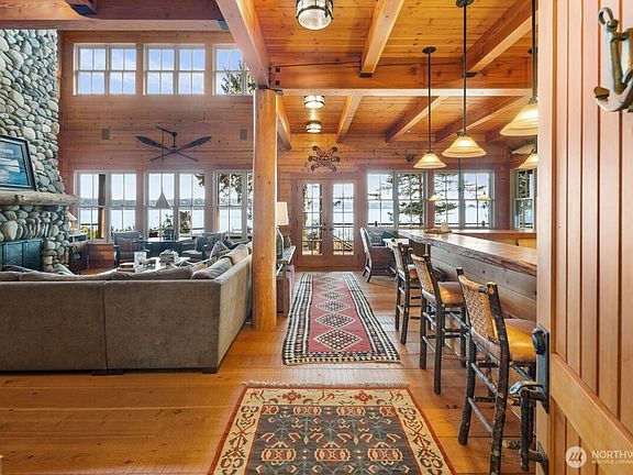 4th image of 2063 Thorndyke Road