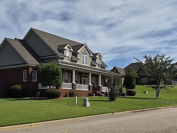 3rd image of 102 Andiron Ct