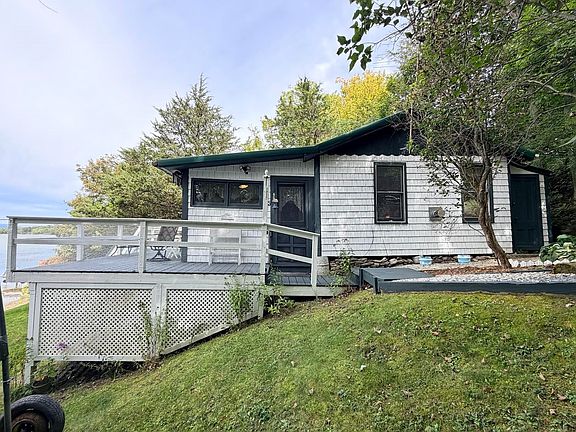 3rd image of 15 Sampson Road