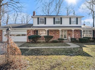 516 Greenwich Ln, Grand Blanc, MI