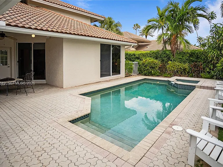7759 La Corniche Cir — Photo 32