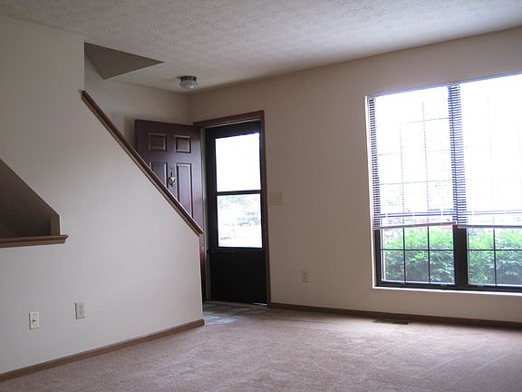 3rd image of 1 Blakeford Dr #167