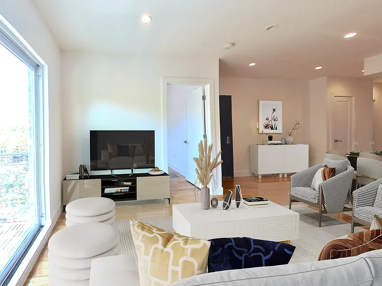 2418 Snyder Ave #2 — Photo 3