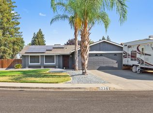 1236 W Dorothea Ct, Visalia, CA 93277