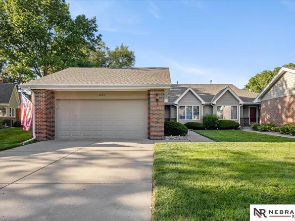 2127 Nye Dr, Fremont, NE 68025