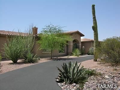 1st image of 7647 N Sombrero Peak Dr