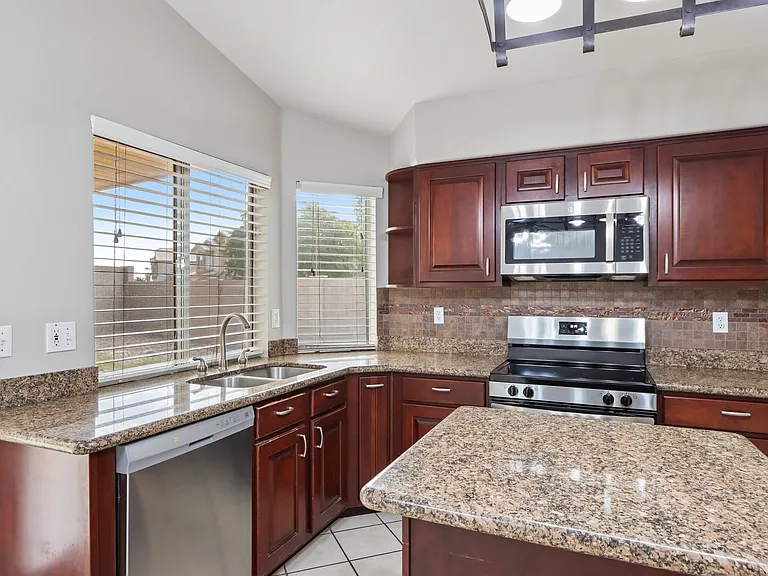 8834 W Jennifer Rose Ct — Photo 6