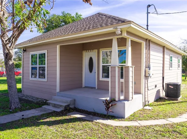 2407 Mary St, Corpus Christi, TX 78405