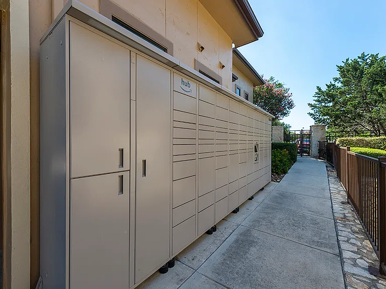 Vista Ridge Apartment Homes — Photo 40