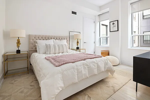 Sold by Douglas Elliman | media 7