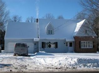 778 Elmore St, Morrisville, VT 05661