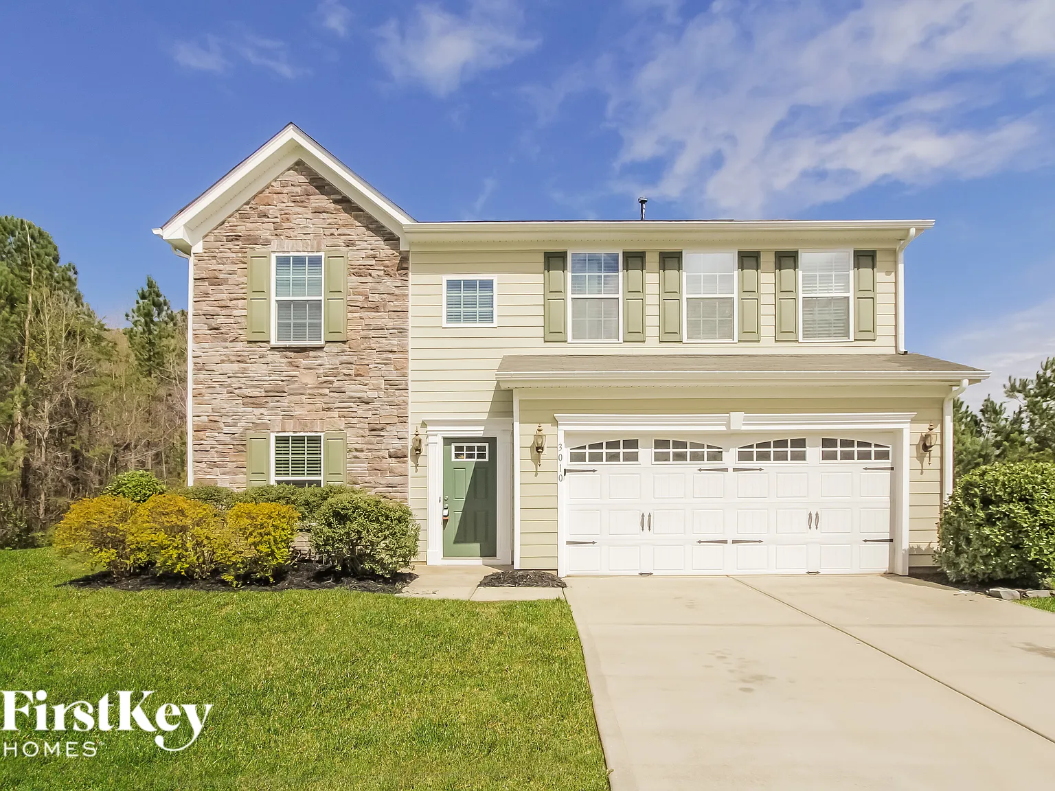 4 bed, 2.5 bath, 2413 sqft, $2,645 — Photo 1
