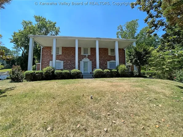 666 Bendview Dr, Charleston, WV 25314