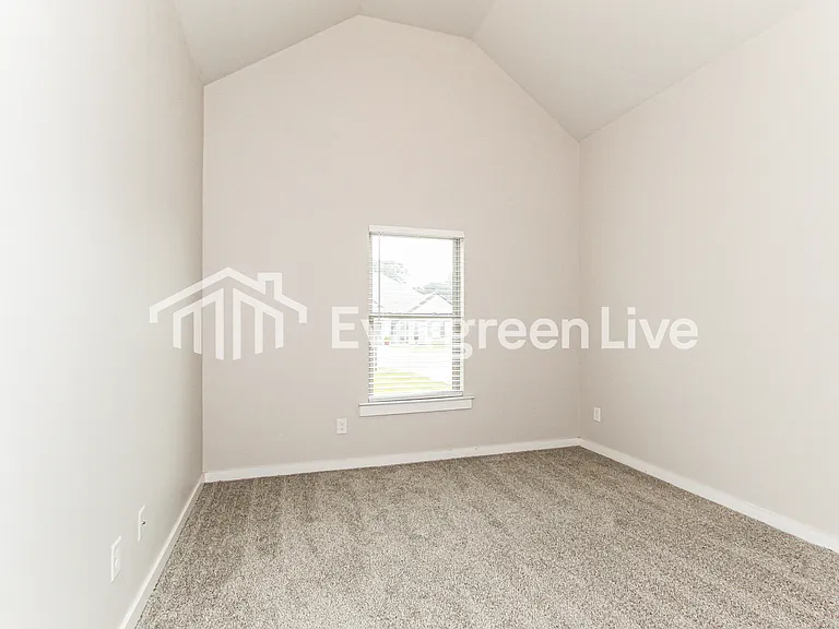 156 Wolf Ln — Photo 11