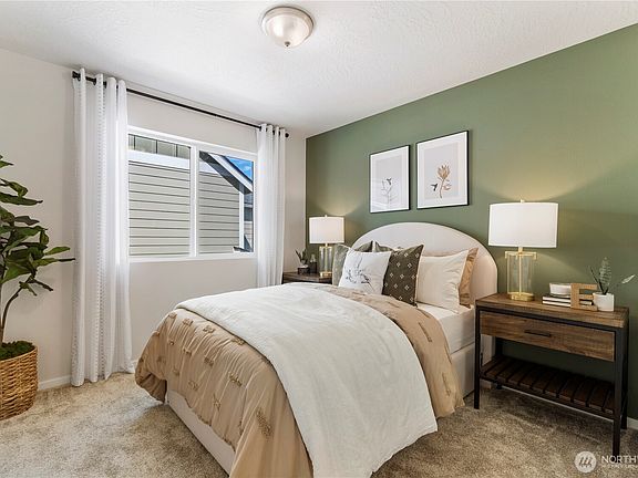 5th image of 14014 179th Street E