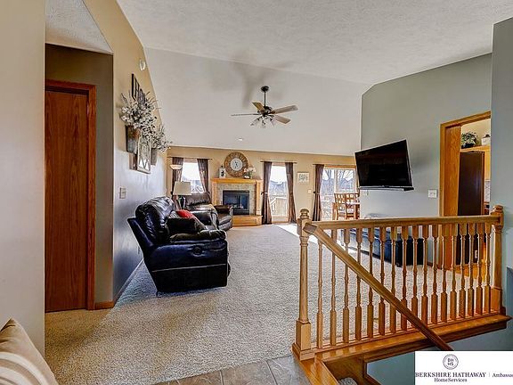 2nd image of 21213 Flagstone Dr