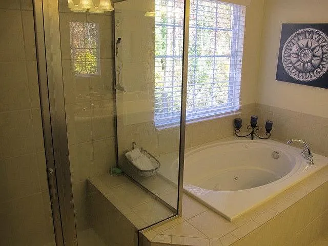 5572 Botanical Dr — Photo 12