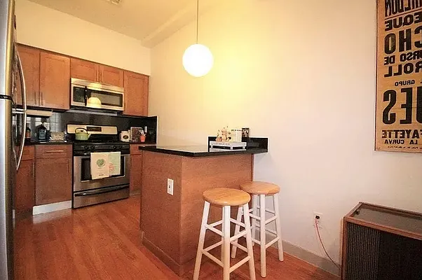 Rented by Compass | media 14