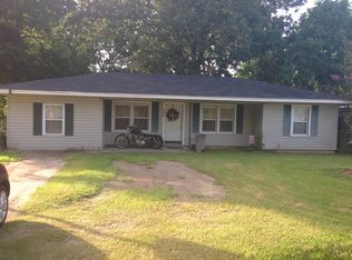 306 Davis Ave, Sterlington, LA 71280
